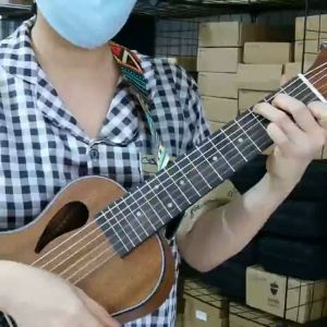 Đàn Guitarlele classic 6 dây size 1/4 QUYNHLEMO đàn guitar mini nội địa Trung cao cấp Ukulele nhỏ gọn tặng phụ kiện hấp dẫn. Guitarlele Size 1/4 Phù Hợp Cho Người Mới - Lazada