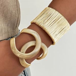 Ingemark Trendy Creative Stripe Irregular Geometric Metal Bangles Women Hip Hop Punk Wide Cuff Openning Bangles Jewelry Gift New