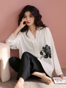 Cotton Long Sleeve Fashionable Japanese Style Wearable-at-Home Pajama Set