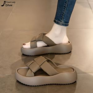 TL Shoe แบบใหม่แบบสับ รองเท้าแตะแฟชั่นสำหรับสุภาพสตรี ดีเทลสายไขว้สุดเก๋ พื้นนิ่ม รองเท้าแตะพื้นหนา รองเท้าแตะแบบลำลอง ใส่ด้านนอกได้