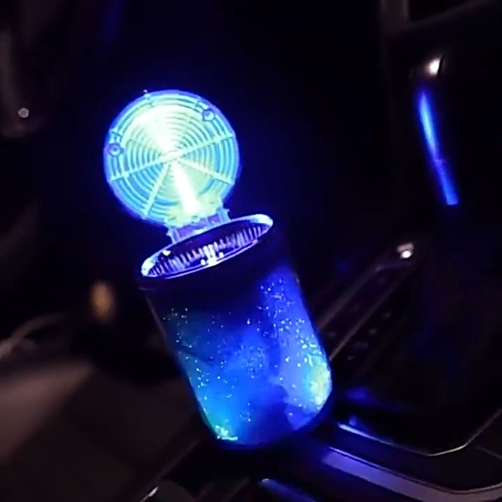 Asbak Mobil Keren LED Blue Light RGB Car Ashtray Asbak Rokok Mobil Asbak Di Dalam Mobil Portable
