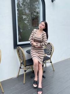 🌈 SpinnyHouse ชุดเซต 2 ชิ้น ผ้าไหมพรม เดรสสั้น+เสื้อคลุม รุ่น เซตสัปปะรด