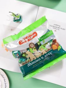 Russia Chocolate Truffle Sucrose-Free Import Victory Waffle Hazelnut Sandwich Snack Candy Chocolate