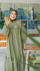 Tulus Signature Koila Dress LD 120 Gamis Maxi Wanita Jumbo Crinkle Airflow Import Premium Motif Polos Terbaru Lebaran 2023