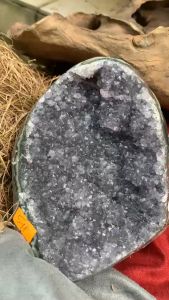 Hốc đá thạch anh tím Amethyst tự nhiên năng lượng vũ trụ 518