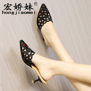 รองเท้าแตะส้นสูงแบบสวมหัวสำหรับผู้หญิงในช่วงฤดูร้อนและฤดูใบไม้ผลิ รองเท้าแตะแบบสวมครึ่งนิ้วสไตล์เกาหลีแบบใหม่สำหรับใส่ในห้องลองเสื้อผ้า