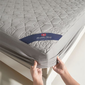 1pc Comfort Waterproof Mattress Protector Soft And Breathable Noise-Free Waterproof Fitted Sheet for Single or Double Bed