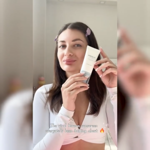 SKIN1004 Sunscreen Madagascar Centella Hyalu-Cica Water-Fit Sun Serum SPF50+ PA++++ 50ml