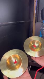 ฉาบทองเหลือง ขนาด 5 นิ้ว เสียงใสกังวาน สำหรับดนตรีไทย วงพื้นบ้าน วงเดินแห่ พร้อมส่ง Lucky by music