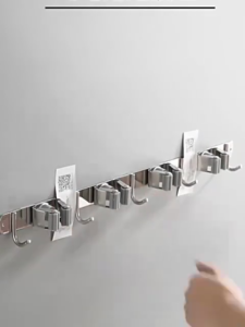 Tempat Penjepit Sapu Pel Dinding Mop Broom Holder  Stainless  Cantolan Sapu Dan Pel