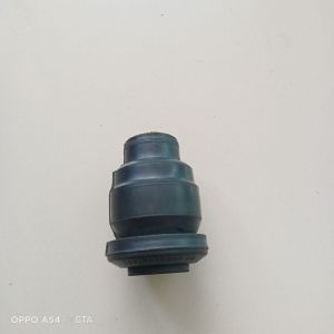 BOSH SAYAP BUSHING ARM DAIHATSU TAFT GT F-70 KECIL DAN BESAR