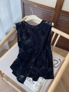 PAIBOLI | Sleeveless Lace Back Slit Blouse