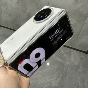 Transparent Acrylic Phone Case for Vivo XFold3 Foldable Screen Ultra-Thin Protective Cover for Men And Women Simple Design