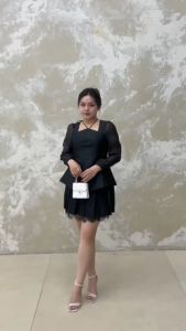 Áo peplum cổ yếm ngực bổ mảnh BIGSIZE (55kg đến 95kg) - 23SSM28 - [BUStu Bigsize]