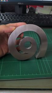 ป้ายบ้าน 10 cm ขนาด ไม่เป็นสนิม ติดเองได้ไม่ต้องเจาะ ทนฝน-แดด มีสินค้าพร้อมส่ง โรงงานผลิตเอง ป้ายบ้านเลขที่ ตัวเลขสแตนเลส ทรง Modern ตัวอักษรไทย เป็นสนิม ติดเองได้ไม่ต้องเจาะ