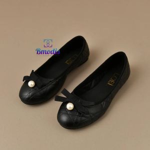 8374 Flat Shoes Wanita Kekinian Korean Style Fashion Bisa COD (With Box)