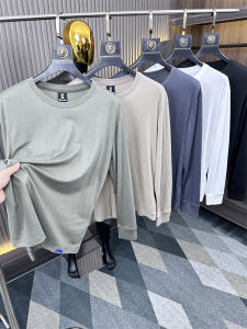 เสื้อยืดคอกลมแขนยาวผู้ชาย ผ้าคอตตอนอะซิเตท น้ำหนักเบา ระบายอากาศได้ดี ทรงหลวม สไตล์ฤดูร้อน สำหรับผู้ชาย