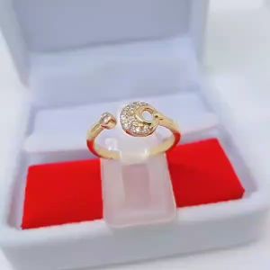 Cincin Fleksibel Wanita: Aksesoris Fashion Awet & Anti Karat