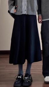 เสื้อสเวตเตอร์ถักหลวมๆ สำหรับคู่รัก ฤดูใบไม้ร่วง/ฤดูหนาว 2025 ใหม่ เสื้อคลุมกันหนาวแบบถักสไตล์เกาหลีสำหรับผู้ชายและผู้หญิง แบรนด์แฟชั่น