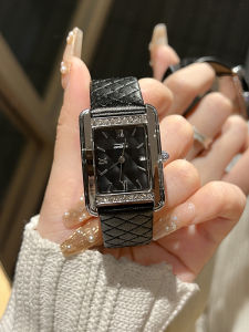 Casual Square Fashion Watch for Women Luxury Brand Comlorvei Quartz Movement Leather Strap Waterproof 30ATM Calendar Function