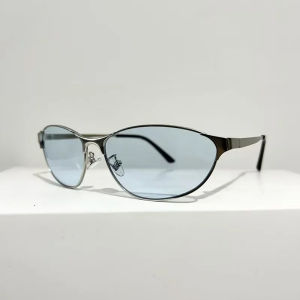 แว่นตากันแดด Y2k สำหรับผู้หญิงผู้ชายดีไซน์ตาแมวแว่นตา UV400กรอบโลหะแนวสตีมพังค์ Cewek Seksi แว่นตากันแดด