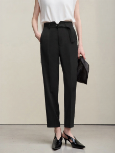 AMII | Elegant Belted Tapered Casual Pants