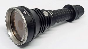 ไม่รวมแบตเตอรี่ เทคนิค L19 งานบอกสำหรับแผ่นตัวการซื้อ ACEBEAM (ACEBEAM L19 Long Range Tactical Flashlight)