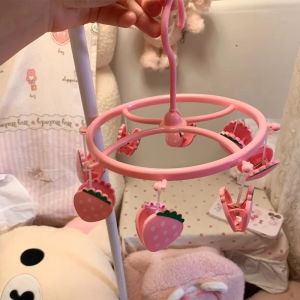 ตู้เสื้อผ้าแบบพลาสติกสีชมพูน่ารักสำหรับใส่ถุงเท้าแบบหลายช่องพร้อมตะขอแบบพกพาที่ใช้งานได้หลากหลายสำหรับหอพักนักเรียน