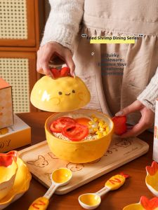 SHELI | Cute Design Ceramic Noodle Bowl with Lid and Spoon