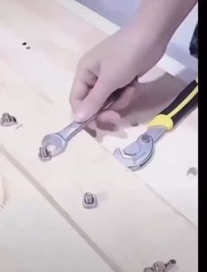 1PCS Multifunctional Torx Wrench Double Head Self-Tightening Universal Adjustable Spanner Tools P2547