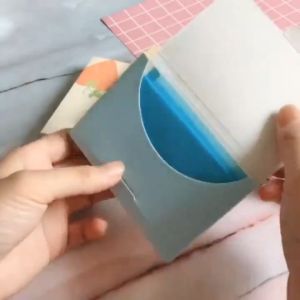 กระดาษซับมัน 50แผ่น แผ่นกระดาษซับมัน แผ่นซับหน้ามัน ดูดซับความมันได้ดี กระดาษซับหน้ามัน อ่อนโยน ไม่ระคายเคืองผิว ลายน่ารัก พกพาสะดวก