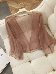 ชุดฤดูร้อนผู้หญิงไซส์ใหญ่เสื้อคลุมไหล่ผ้าชีฟองทรงหลวมสไตล์ตะวันตกใส่แล้วดูผอมเพรียวสำหรับสาวอวบเสื้อคลุมแบบบางเสื้อใส่ในห้องแอร์เสื้อกันแดด