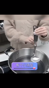*HOT SELLING* 2025 NEW 2 Pcs Hot Pot Soup Ladle Spoon Slotted Spoons with S Shape Hanging Handle 304 Stainless Steel Skimmer Spoon Ladles Strainer 2 Keping Senduk Sup Periuk Panas Sudu Berlubang dengan Pemegang Gantung Bentuk S Penapis Sudu Senduk 悬挂火锅勺