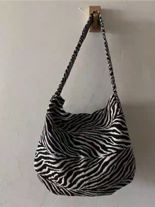 Retro Zebra Pattern Embroidery round Corner Shoulder Bag Small Niche Design Casual Magnetic Buckle Closure Soft Handle Tote Bag