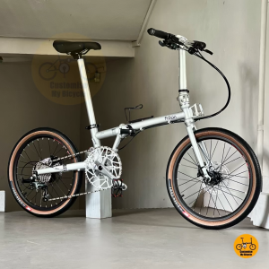 Fnhon Gust 22 Inch Folding Bike MRT/Bus-Friendly Lightweight Frame Shimano Tiagra 10-Speed Hydraulic Brakes Space Silver Sleek Design With Brown Accents and Premium Parts for PCN Road Ride IRC Tyre Promend M86C Carbon Axis