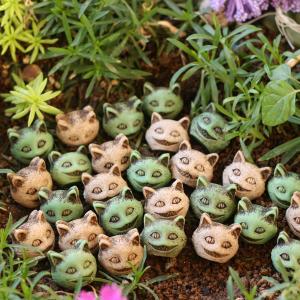 20Pcs Two Tone Cat Head Resin Paving Stones Mini Figurines Fish Tank Landscaping Decor Home Tabletop Outdoor Yard Sculpture