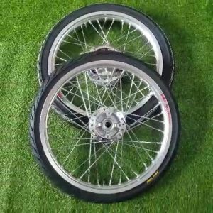 Bánh căm wave đùm mạ crom căm mạ crom niềng nhôm thái kèm vỏ ruột crv 60/70 như hình HTH1120 MSP 2036