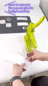 【คลังในประเทศ+COD】50x50 มม.สแควร์ตู้เย็นป้ายเครื่องกดหมุนคู่มือทําแม่เหล็กตู้เย็นป้าย หมุด สําหรับของขวัญโฮมออฟฟิศธุรกิจป้ายเครื่องปุ่มชง