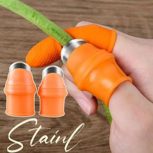 Finger Harvest Knife Protective Fingertip Rubber Cover Cutting Knife Protector Farm Vegetable Fruit Picker Tools For Home Garden