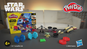 Play-Doh STAR WARS: THE MANDALORIAN Launching Speeder Playset