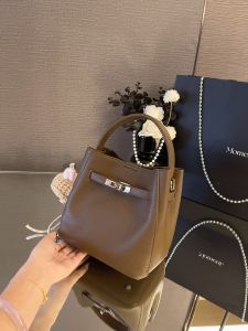 MY&FSNH | Stylish Litchi Grain Vegetable Tanned Leather Underarm Bucket Bag 2026 New