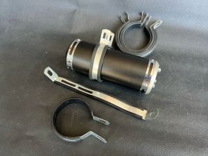 Brecket breket Klem kleman Clamp ikat Silincer knalpot racing 2 tak ukuran standar 25 & 3 inch besar big cocok untuk vespa ninja Rx fiz dsb lengkap karet bahan bagus murah grosir eceran