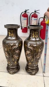 Đôi lọ hoa bằng đồng đỏ khảm tam khí cao 42cm cực đẹp nặng 10kg/đôi