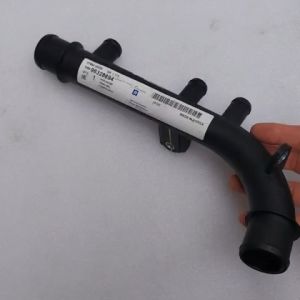 Ống chia nước Daewoo Magnus 2.0 2004 chính hãng (FAM II)