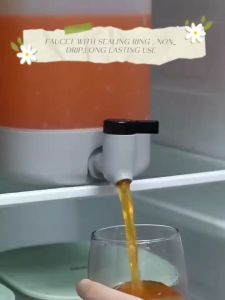 [พร้อมส่ง] Ecoco คูลเลอร์น้ำมีก๊อก 4L ถังน้ำดื่ม วางเข้าตู้เย็นได้ E2212