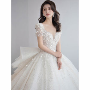 Glary Star One-shoulder Wedding Dress: A Stylish Choice for Brides