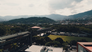 Hollyland Solidcom SE Global Full-Duplex Single-Ear Noise-Canceling Headset Intercom System (2.4 GHz)