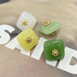 กระดุมแก้วสีสันสดใสเหลี่ยมสองชั้นสไตล์จีน กระดุมเสื้อเชิ้ต กระดุมชุดฮันฟู กระดุมชุดกี่เพ้า กระดุมเสื้อผ้าแบบจีนโบราณ