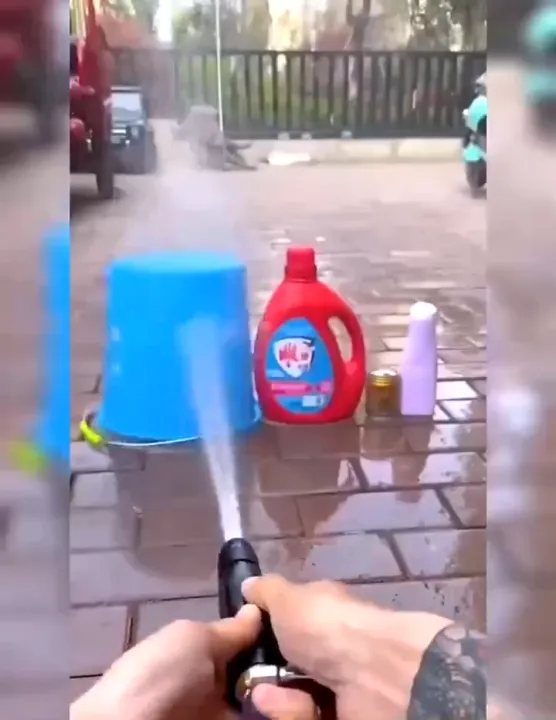 ชุดสายยาง 20 เมตร พร้อมหัวฉีดแรงดันสูง