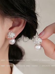Luxurious Stylish Earrings